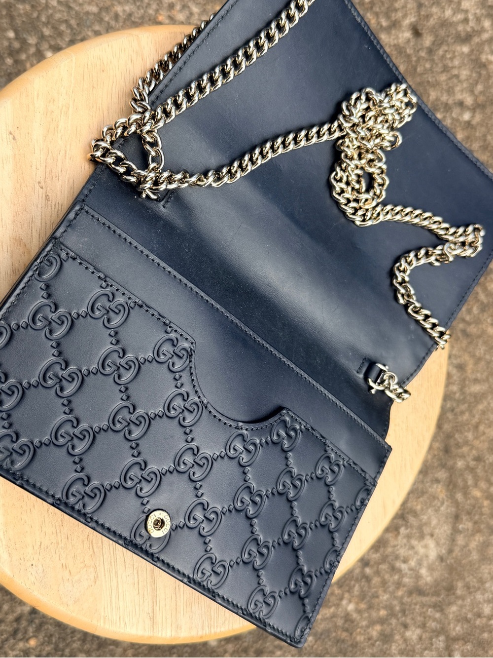 Gucci Guccissima Signature Bowy Chain Wallet Black - Picture 6 of 7